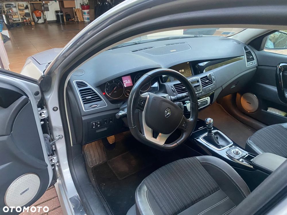 Renault Laguna - 5