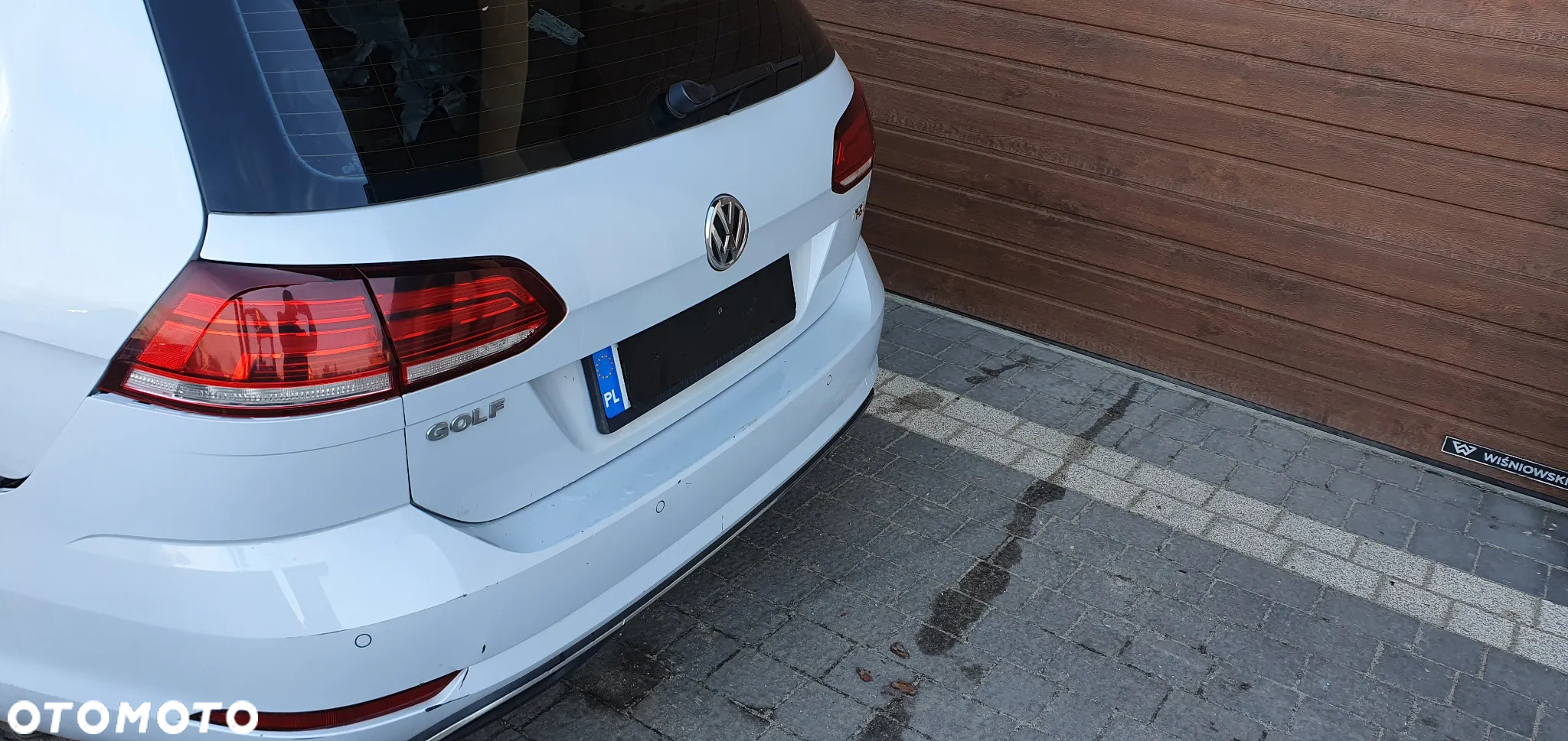 Volkswagen Golf - 10