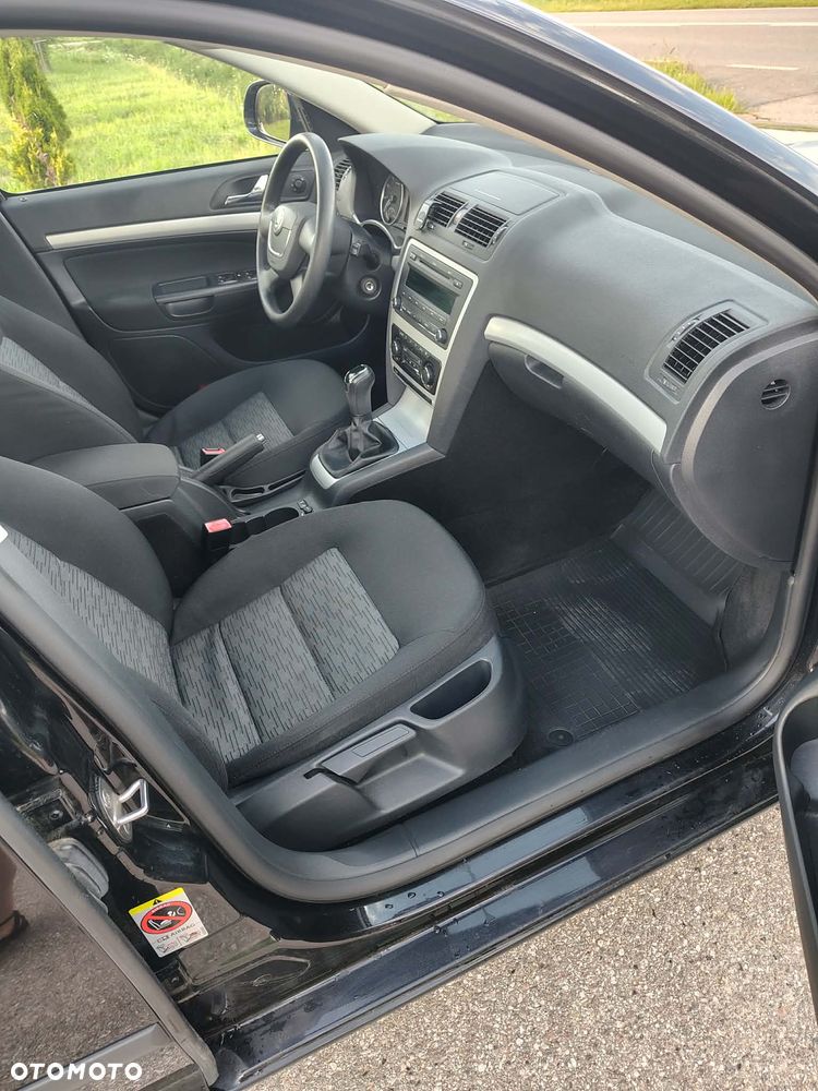 Skoda Octavia 1.6 Ambition - 5