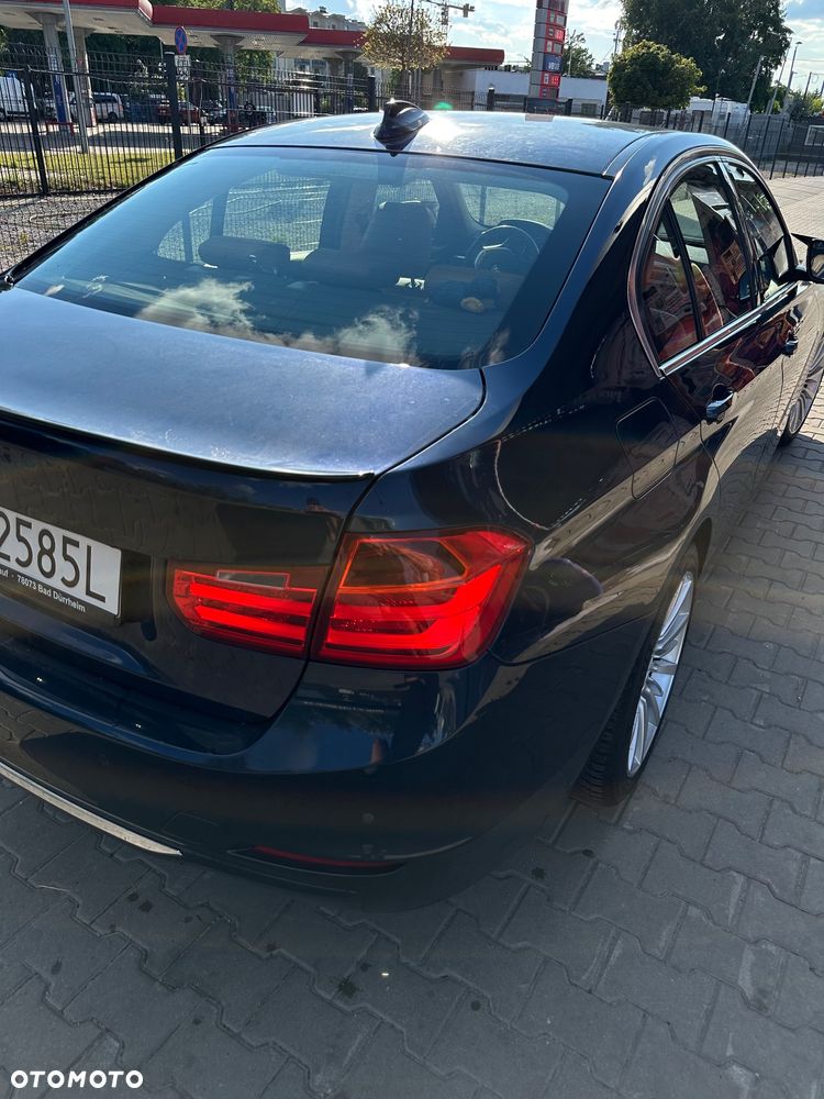 BMW Seria 3 316i Luxury Line - 7