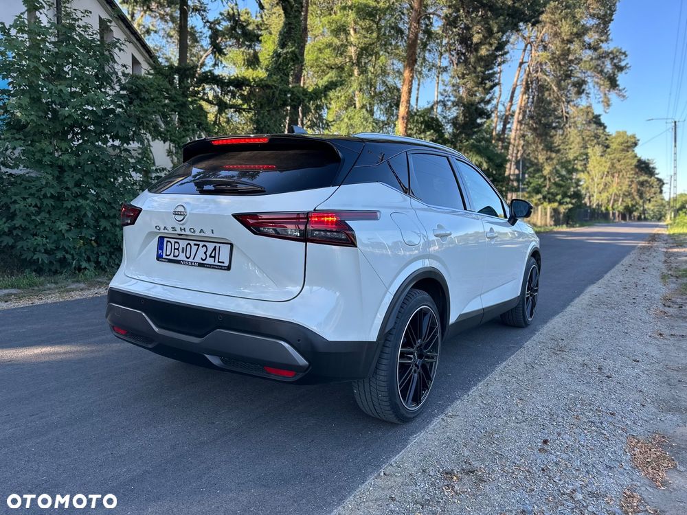 Nissan Qashqai 1.3 DIG-T mHEV 4x4 Tekna Xtronic - 3