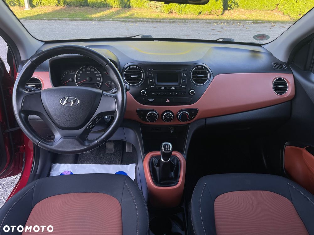 Hyundai i10 1.0 YES Gold - 11