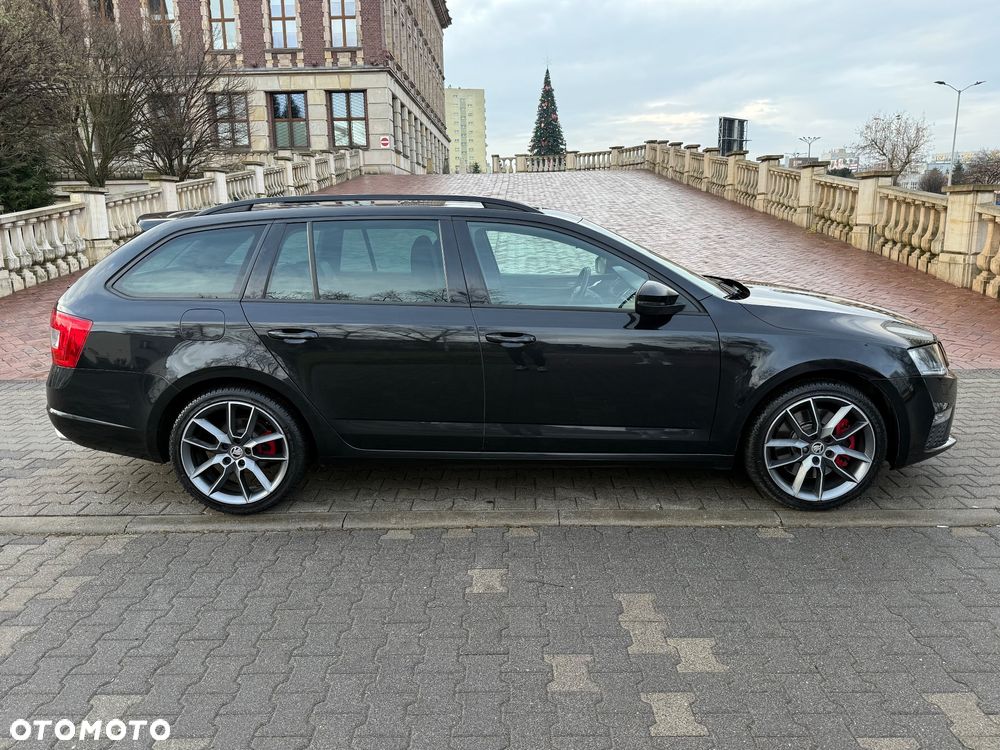 Skoda Octavia 2.0 TSI RS DSG - 24