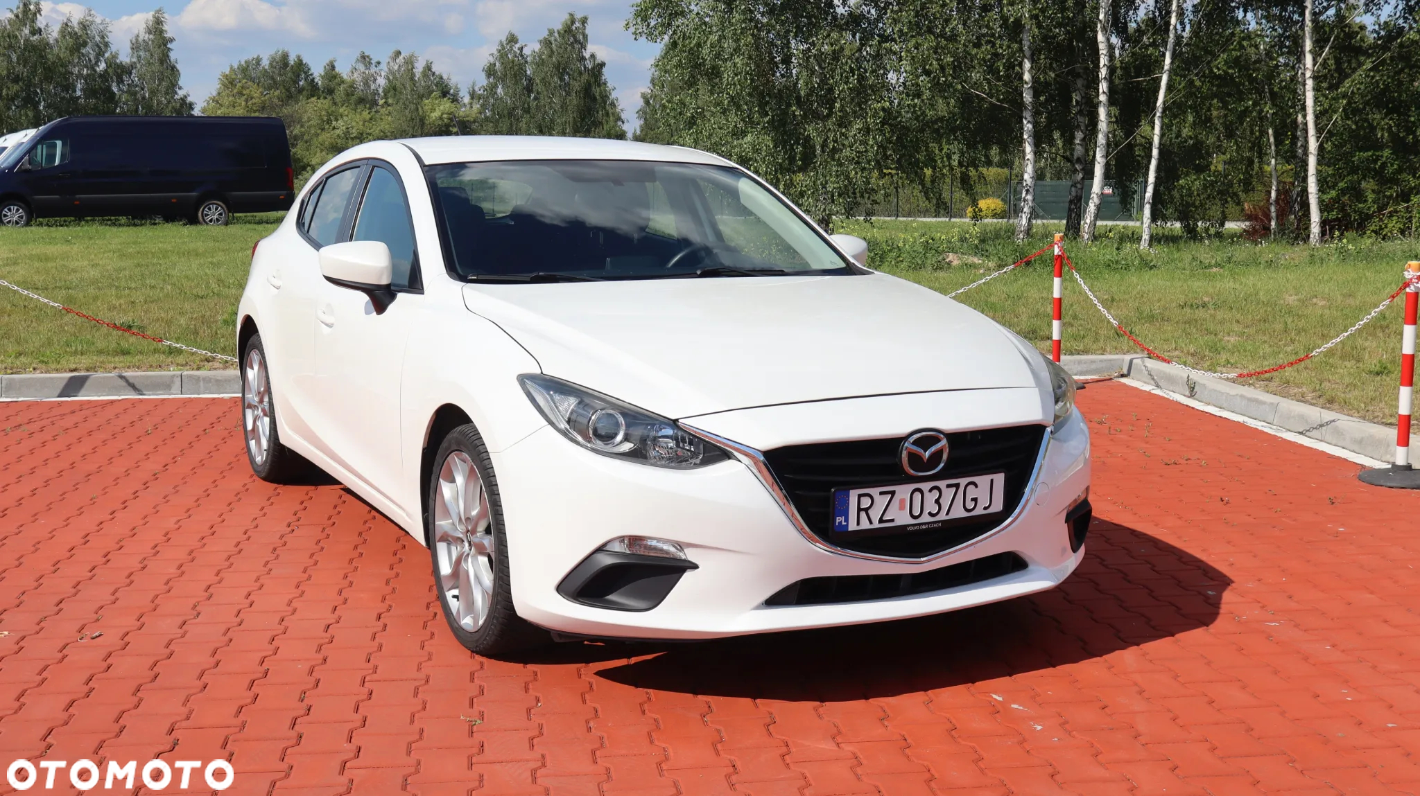 Mazda 3 - 9