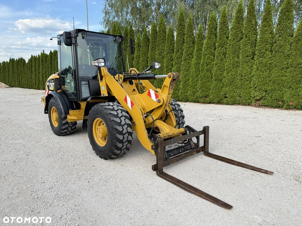 Caterpillar CAT 906 H / ŁADNA / SILNA / ORYGINAŁ  / ZADBANA / SPROWADZONA Z NIEMIEC / MAŁE GABARYTY / BEZ DPF I ADBLUE / 60 70 M 506 509 L30 L35 908 907 320 318 750 850 - 13