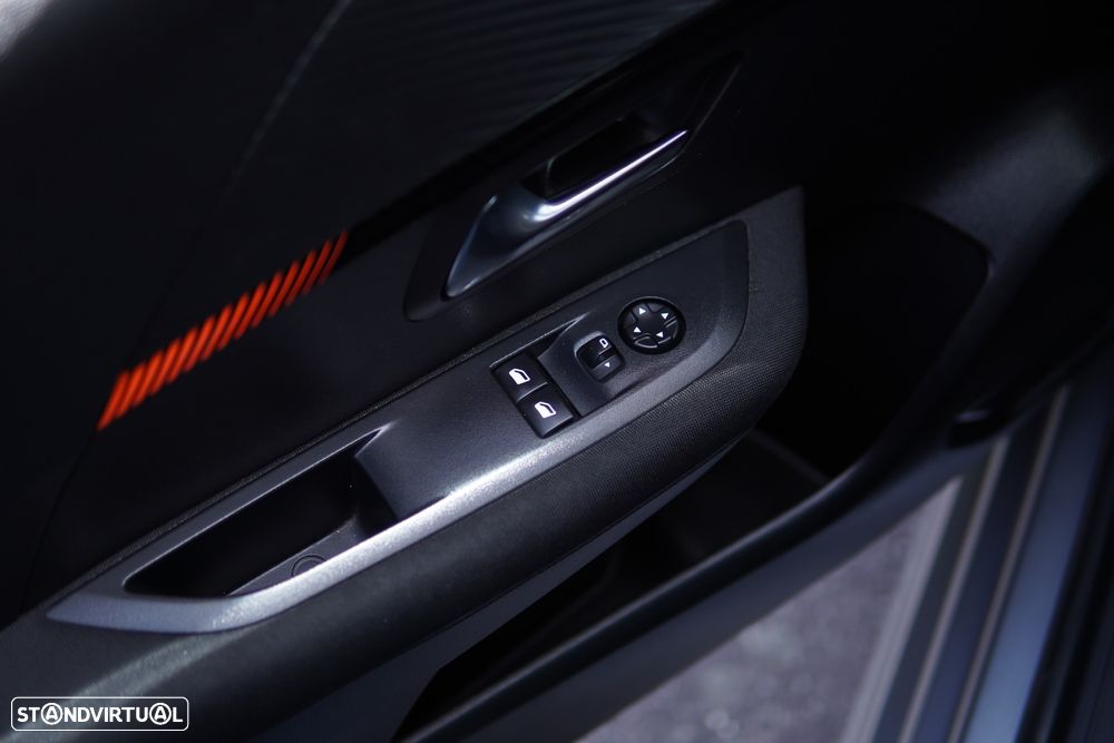 Peugeot 208 BlueHDi 100 Active Pack - 18