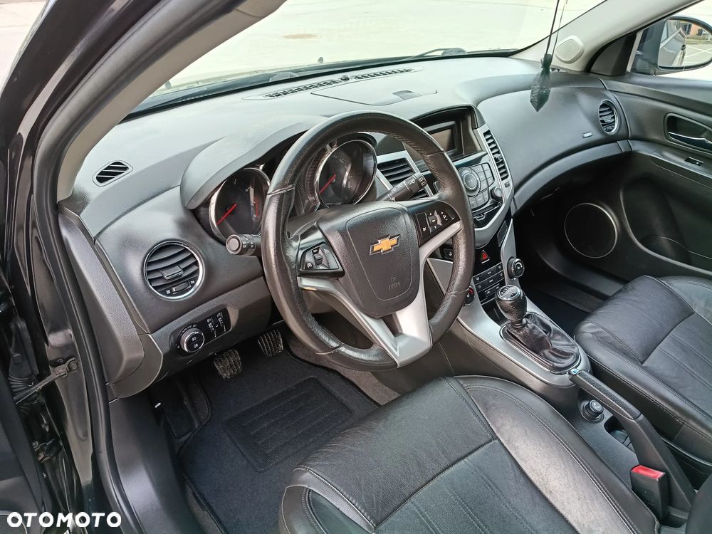 Chevrolet Cruze 1.8 LT - 6
