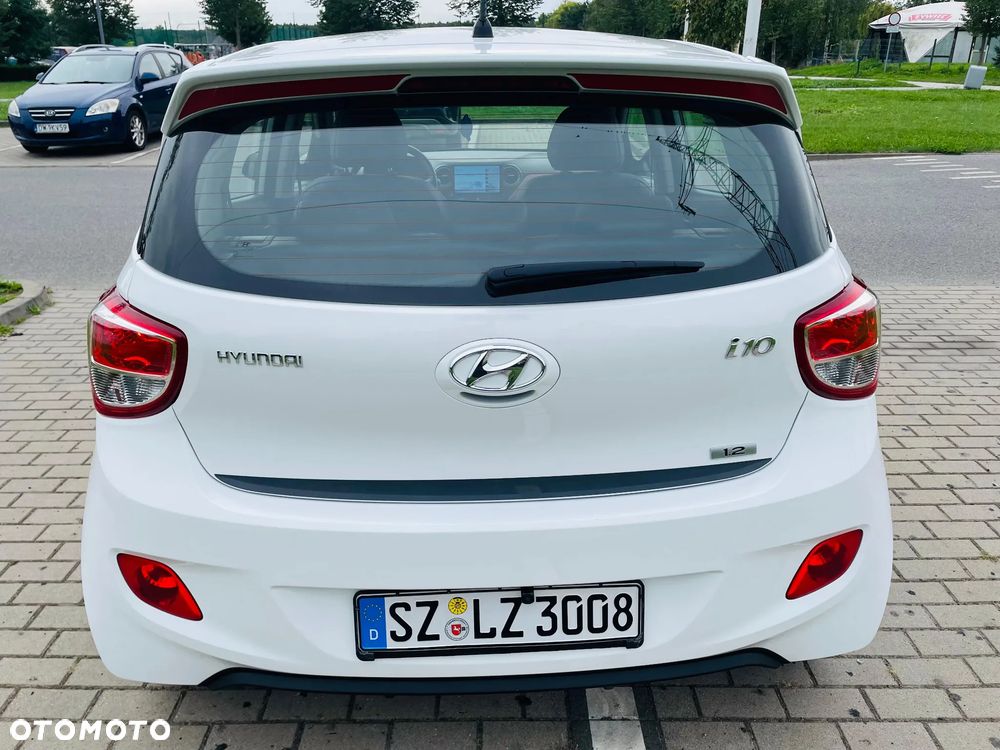 Hyundai i10 1.2 Fifa World Cup Edition - 4