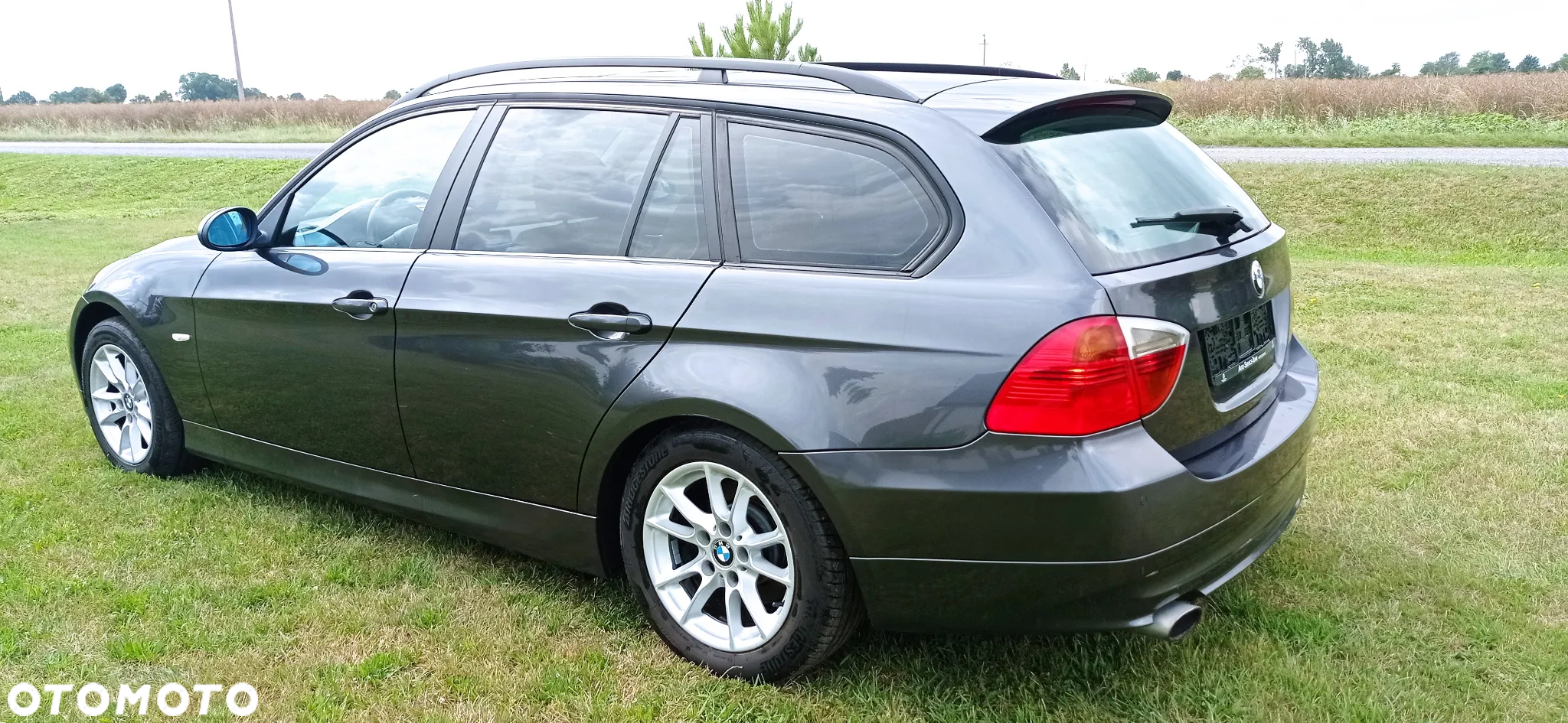 BMW Seria 3 320d DPF Touring - 5