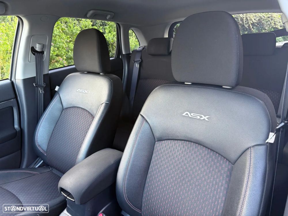 Mitsubishi ASX 1.6 DI-D Intense Black Edition - 30