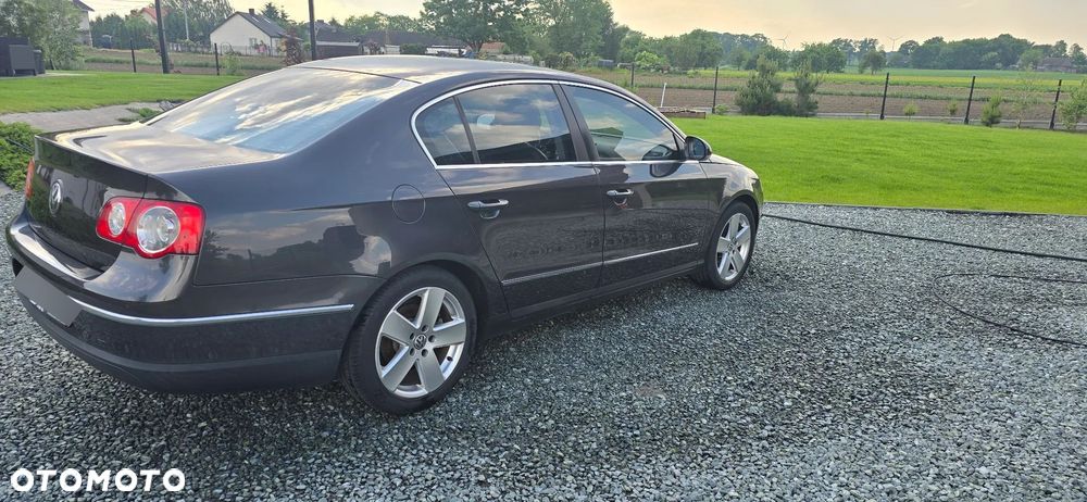 Volkswagen Passat - 5