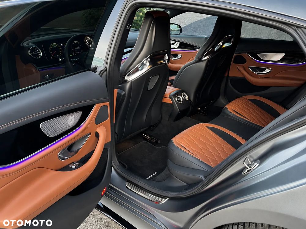 Mercedes-Benz AMG GT 43 4-Matic+ - 9