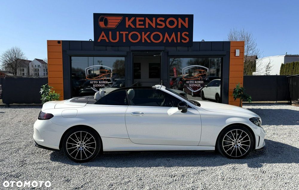 Mercedes-Benz Klasa C 300 4Matic 9G-TRONIC AMG Line - 28