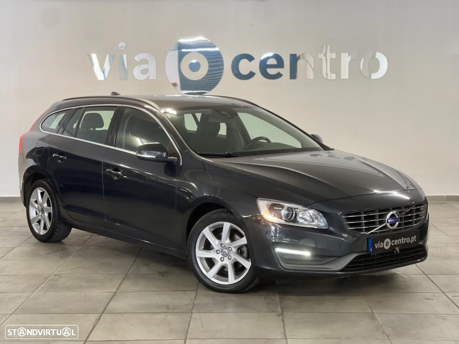 Volvo V60 2.0 D4 Momentum - 3