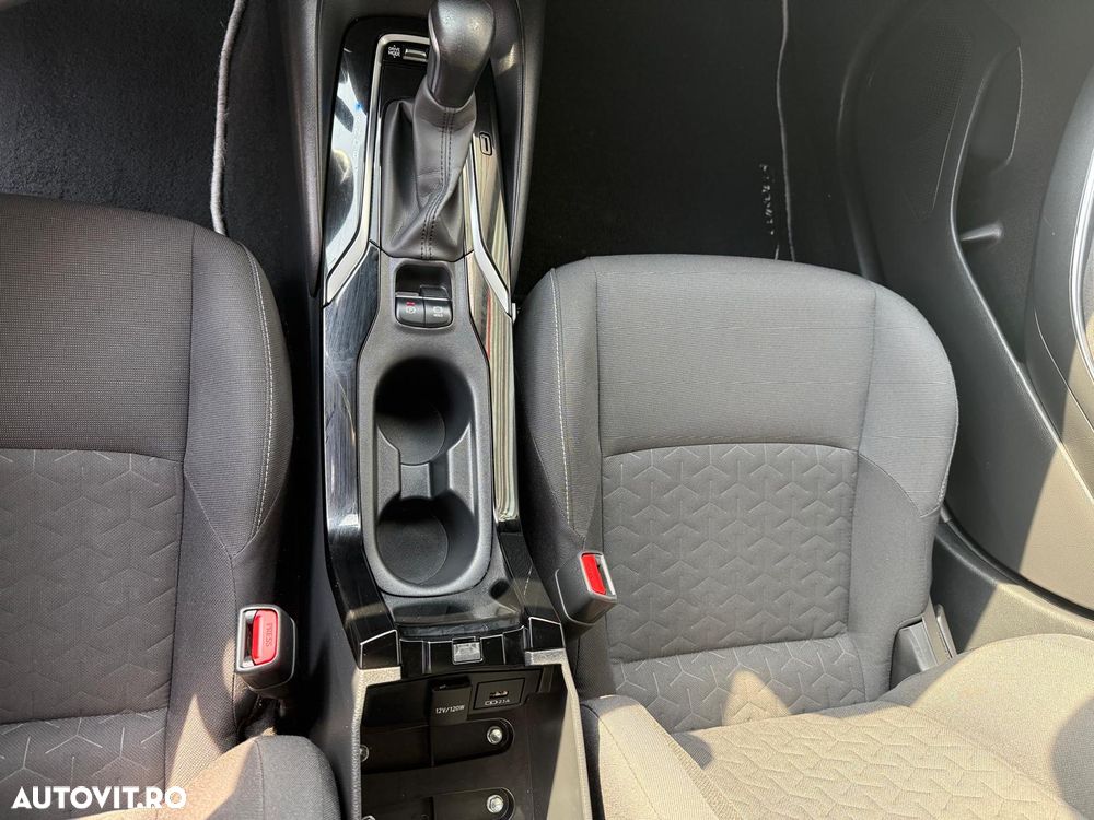 Toyota Corolla 1.8 HSD Dynamic - 22