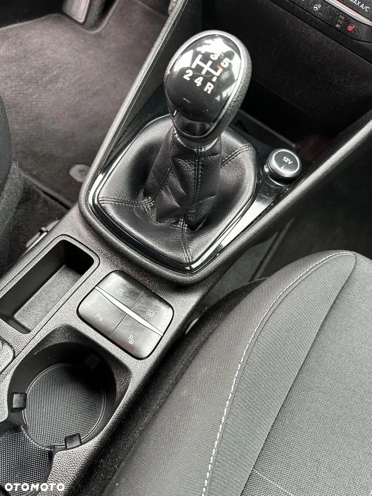 Ford Fiesta 1.1 S&S TITANIUM - 35