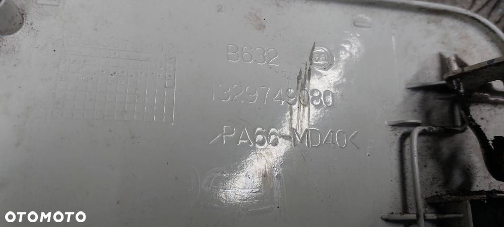 KLAPKA WLEWU PALIWA BOXER I LIFT BIAŁA - 2