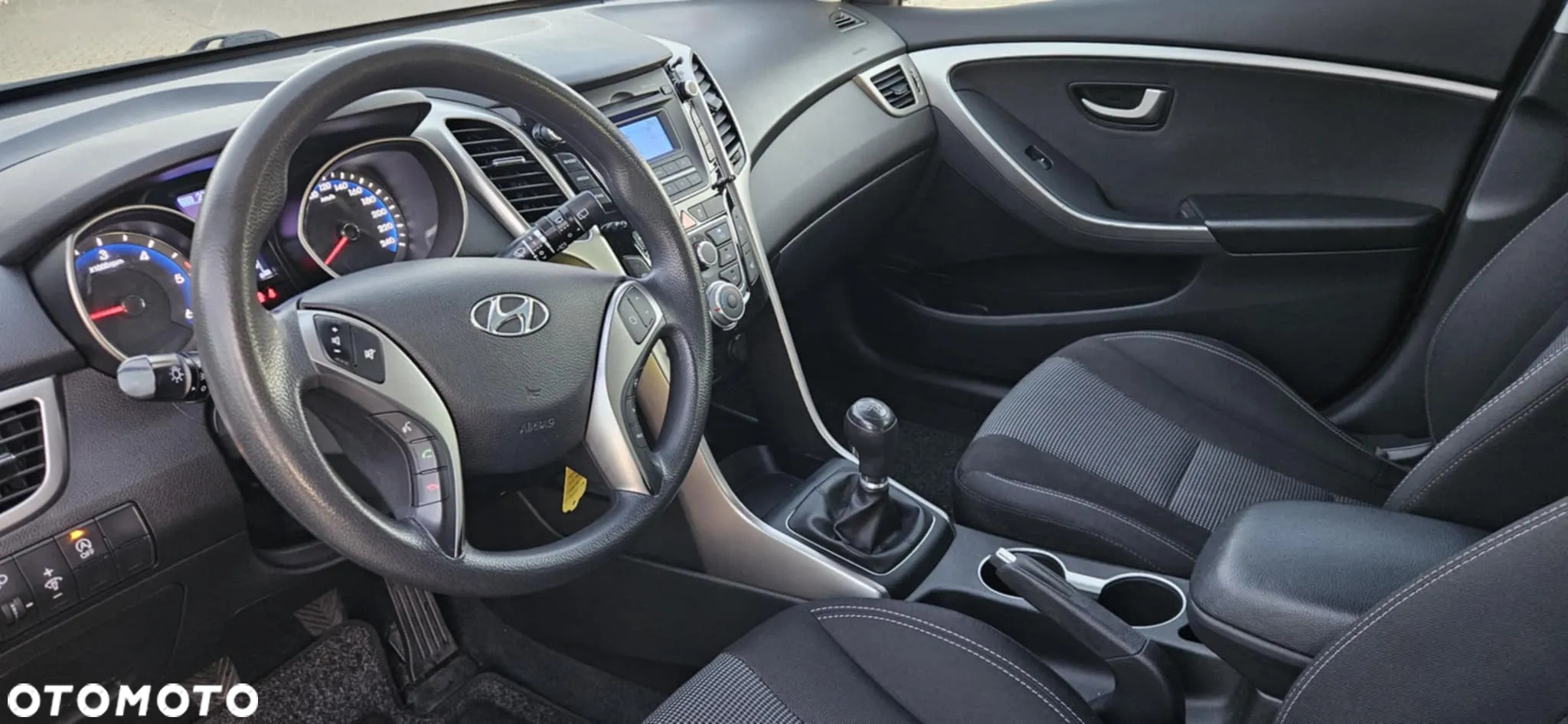 Hyundai i30 1.6 CRDi BlueDrive Comfort - 24
