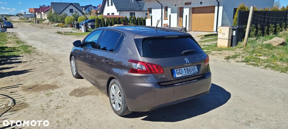 Peugeot 308 - 4