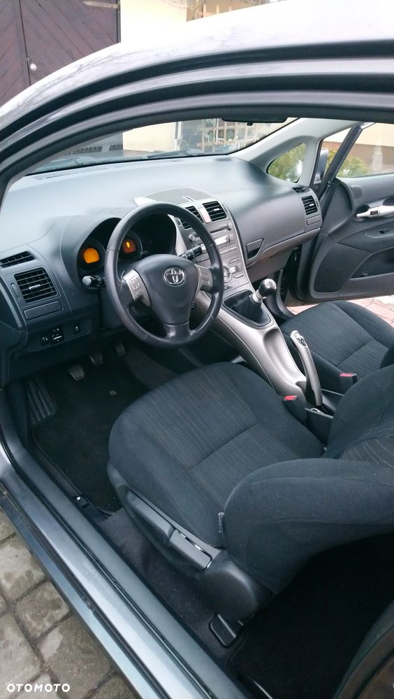 Toyota Auris 2.0 D-4D Premium - 6