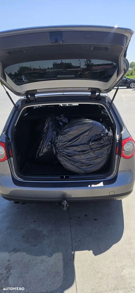 Volkswagen Passat Variant 2.0 TDI DPF - 12
