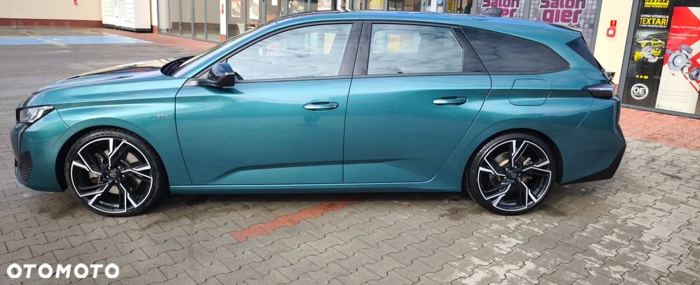 Peugeot 308 1.6 Hybrid PHEV Allure Pack EAT8 - 5