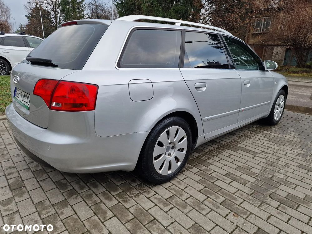 Audi A4 Avant - 10