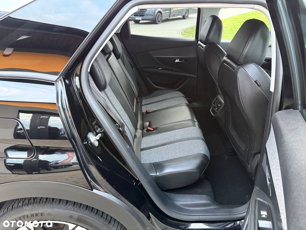 Peugeot 3008 BlueHDi 180 Stop & Start EAT8 Allure - 35