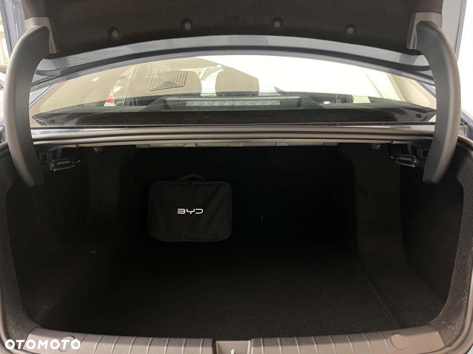 BYD Seal 5 - 10