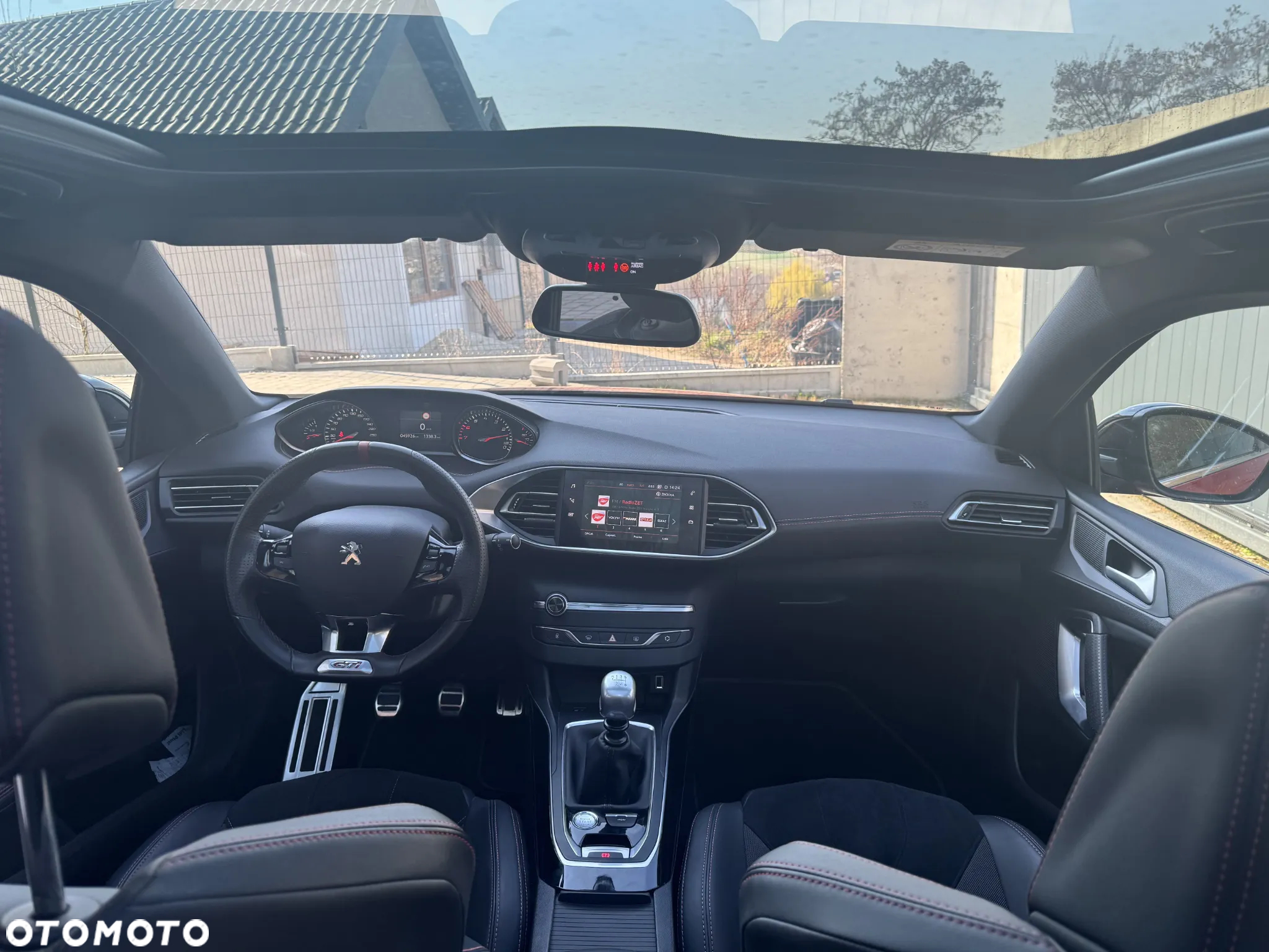 Peugeot 308 1.6 e-THP GTi by Sport S&S - 14