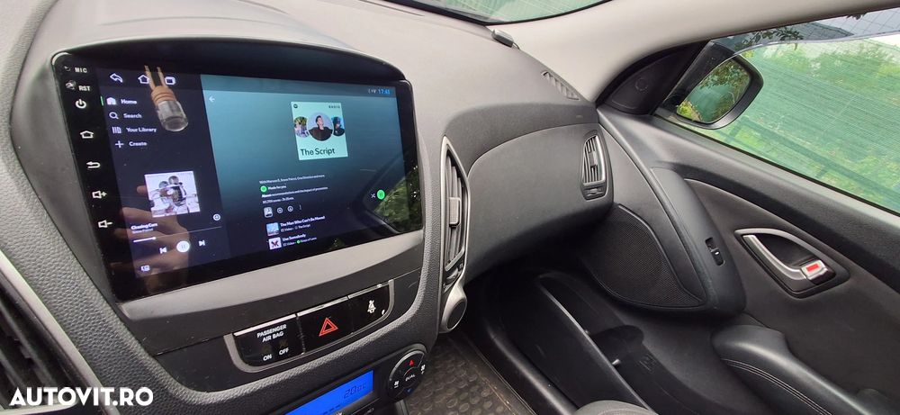 HYUNDAI ix35 2012 — imagine 2