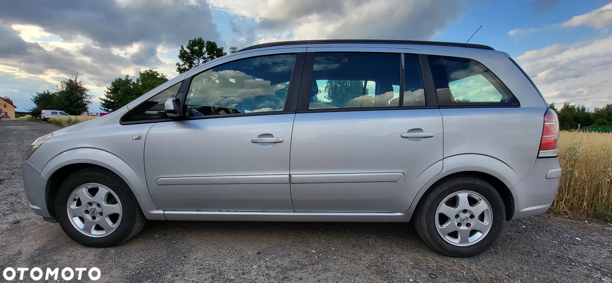 Opel Zafira 1.6 - 4