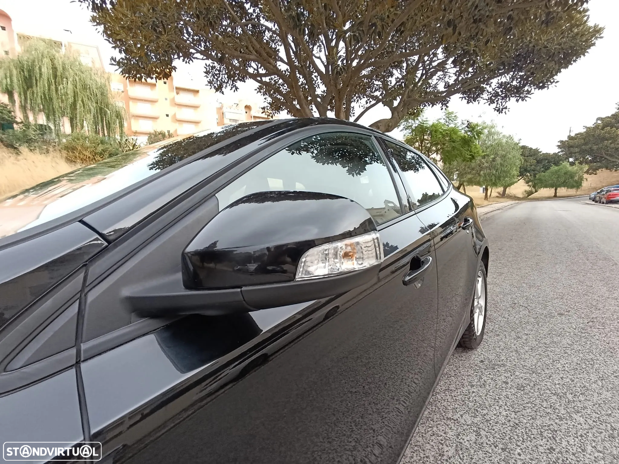 Volvo V40 2.0 D3 Momentum - 35