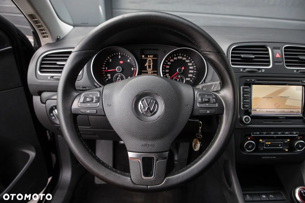 Volkswagen Golf Variant - 19