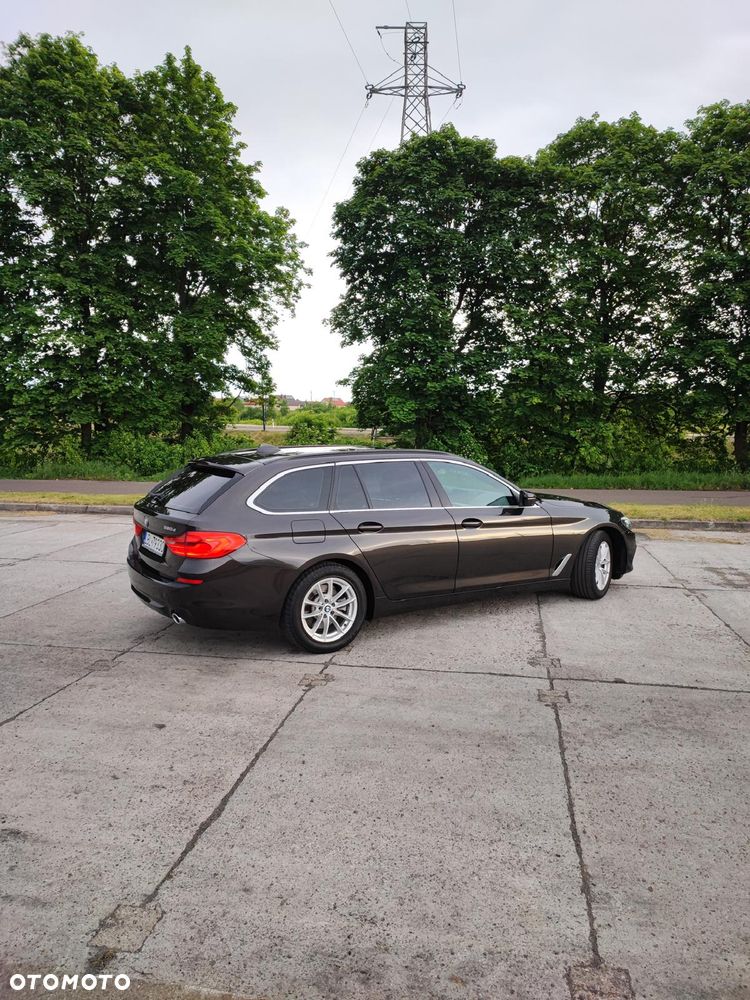 BMW Seria 5 520d - 12