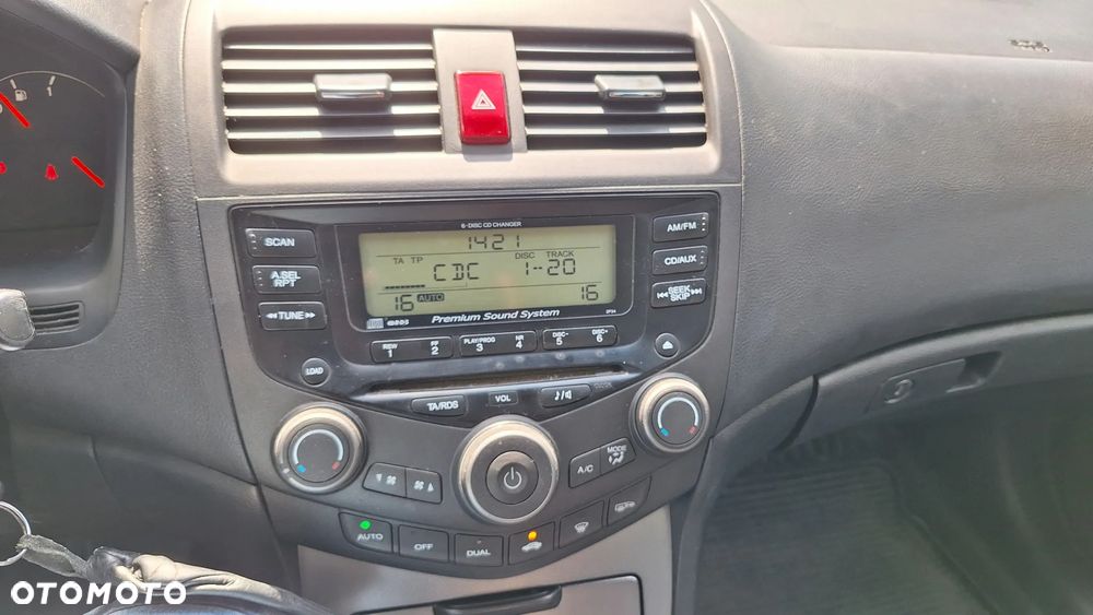 Honda Accord 2.4 Executive - 10