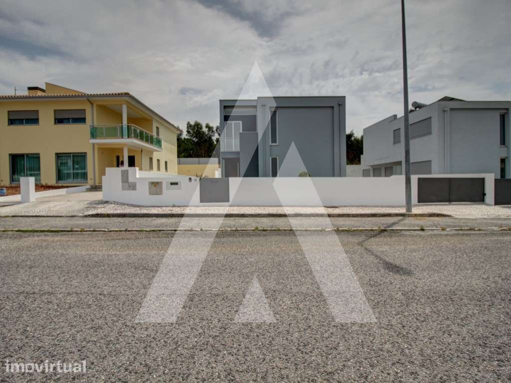 Moradia T4 isolada em Lavos - Figueira da Foz - Grande imagem: 4/60