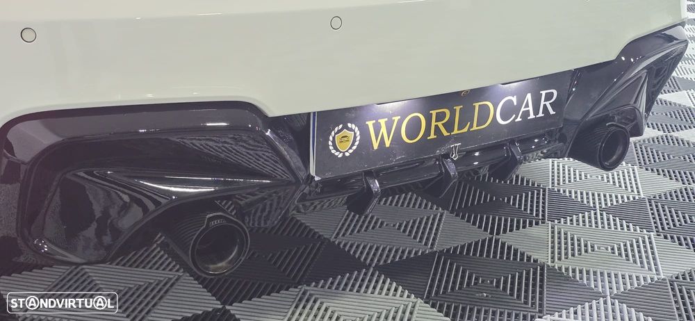 BMW 118 d Pack M - 22