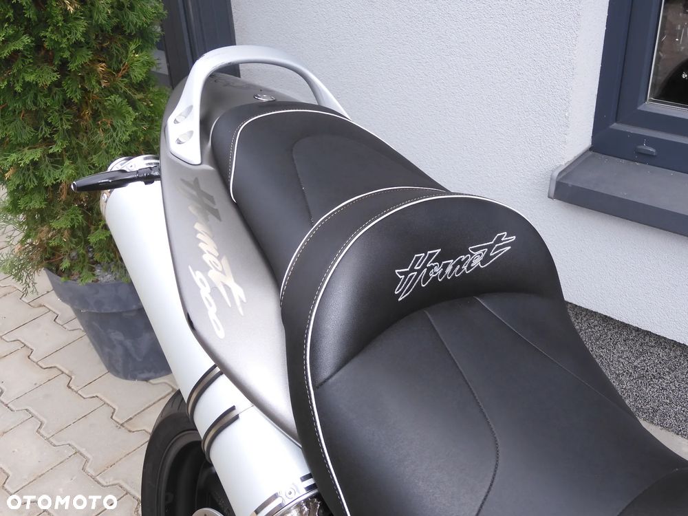 Honda Hornet - 15