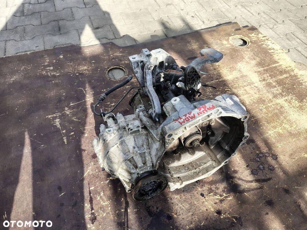 SKRZYNIA MANUALNA 6 BIEGÓW VW / AUDI / SEAT / SKODA 1.6 TDI MDM - 3