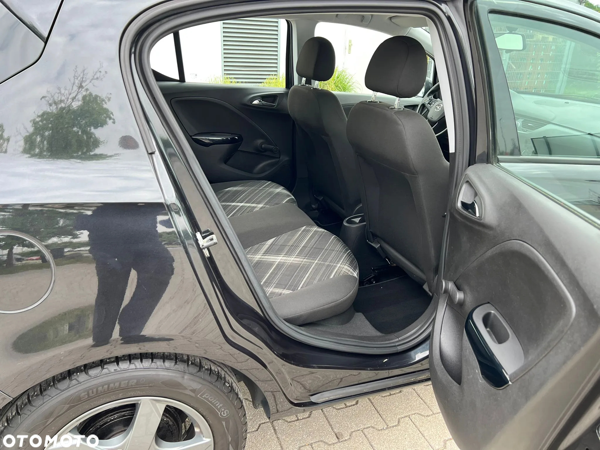 Opel Corsa 1.4 Color Edition - 9