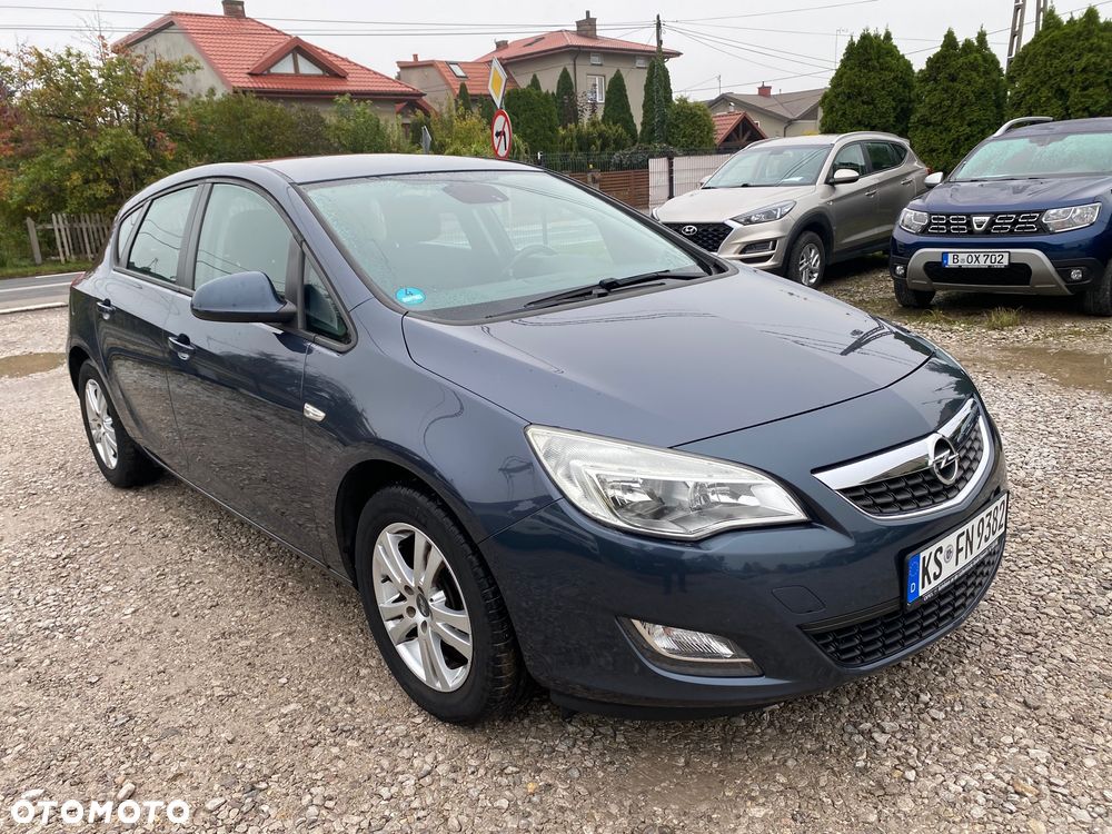 Opel Astra 1.4 Turbo Design Edition - 3
