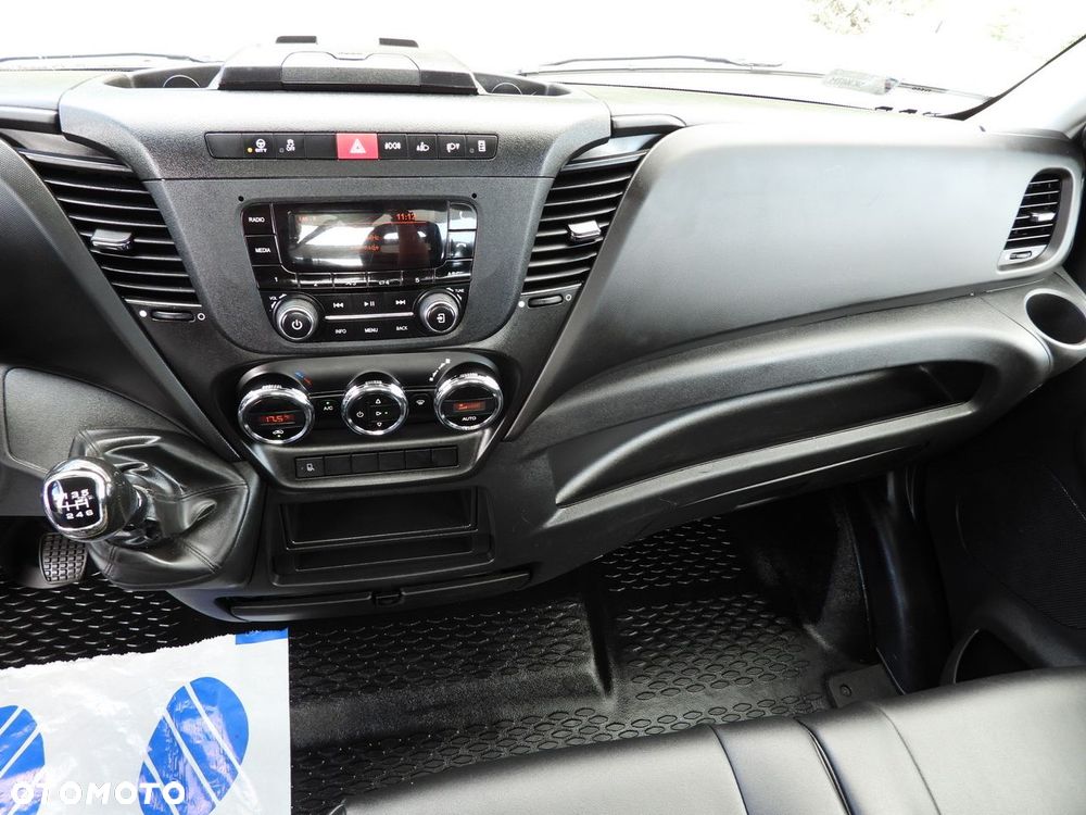 Iveco DAILY 35S16 SKRZYNIA 10 PALET TEMPOMAT KLIMATYZACJA  160KM - 32
