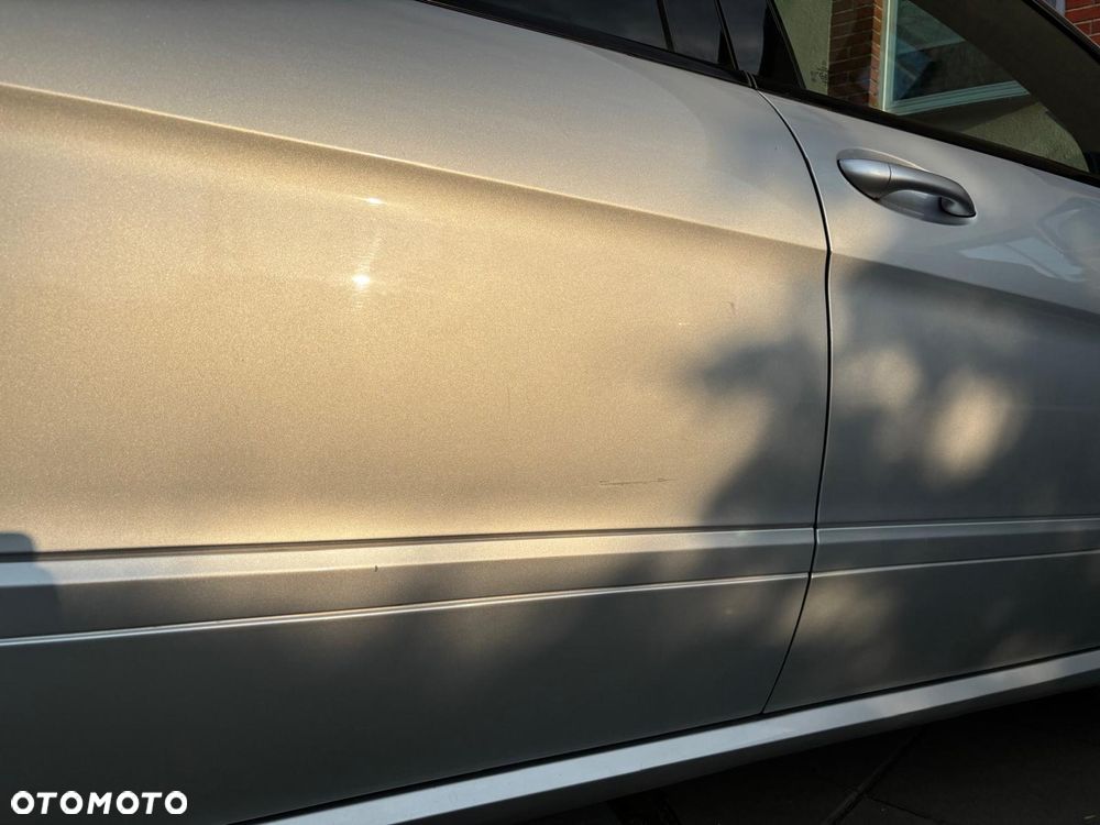 Mercedes-Benz Klasa R 350 CDI L DPF 4Matic 7G-TRONIC - 30