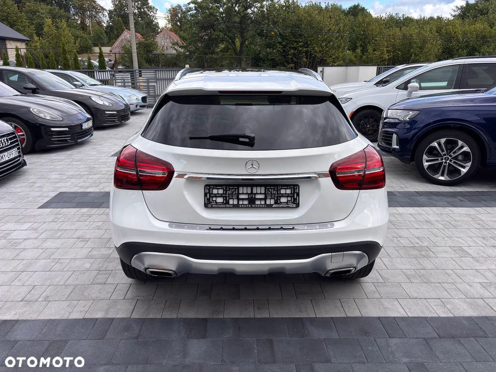 Mercedes-Benz GLA 250 4Matic 8G-DCT Edition 1 - 9