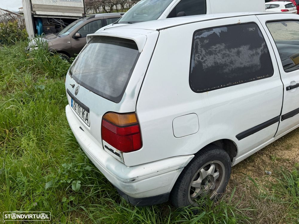 VW Golf 1.9 D CL - 4