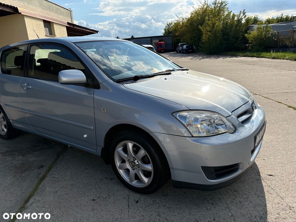Toyota Corolla 1.6 VVT-i Sol (air6) - 28
