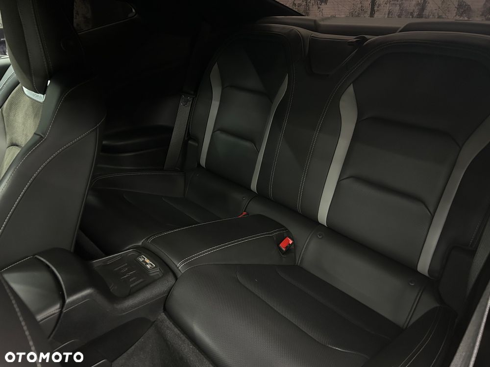 Chevrolet Camaro - 14