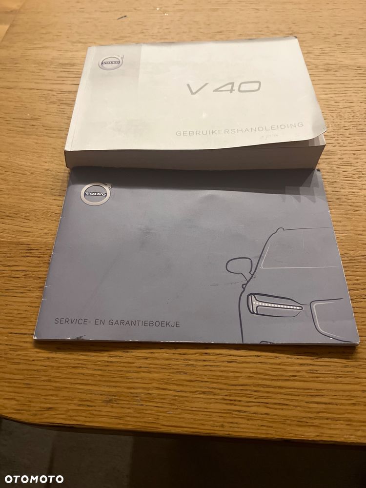 Volvo V40 T2 Geartronic Linje Svart - 17