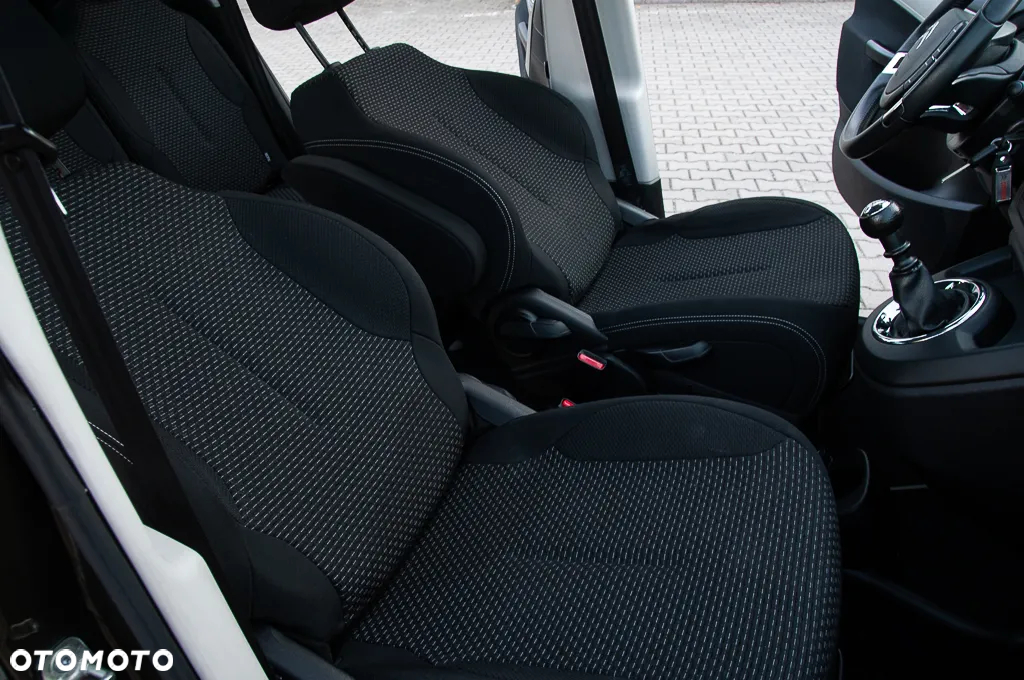 Citroën C4 Picasso 1.6 HDi FAP Exclusive - 25